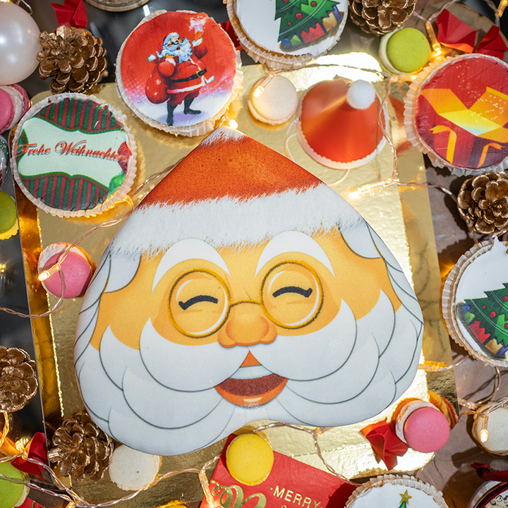 Santa Claus cake