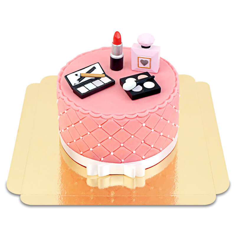 Deluxe make-up cake with white ribbon