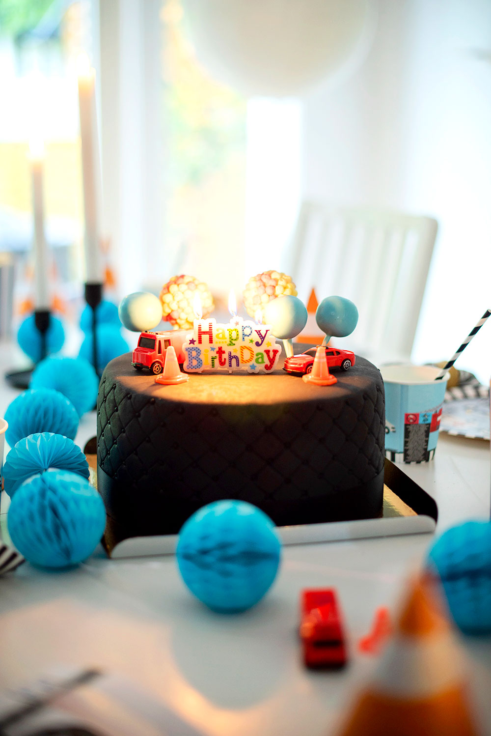 Black Deluxe Cake with Cake Ribbon