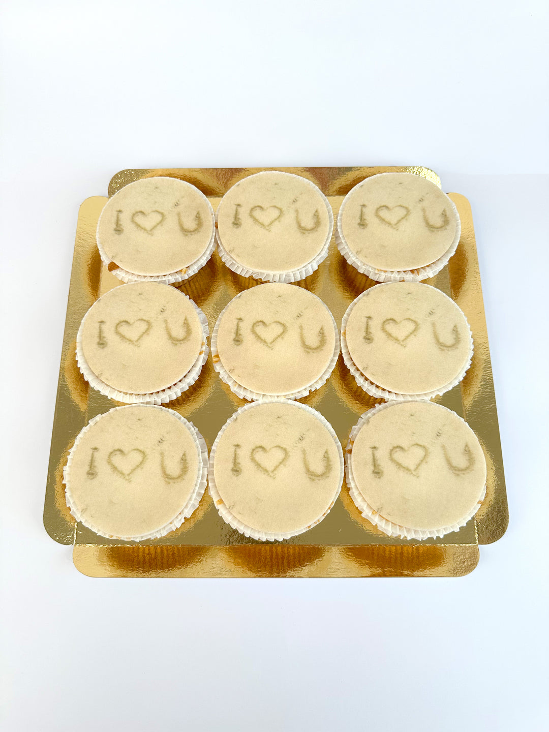 9 photo cupcakes