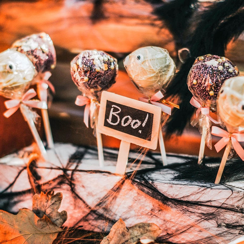Halloween Cake Pops (12 pieces)