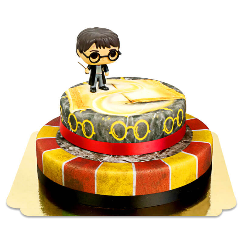 Harry Potter® on a two-tier lion cake