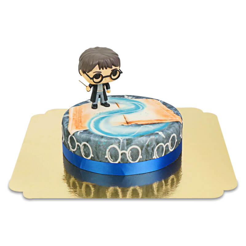 Harry Potter® on a blue magic cake