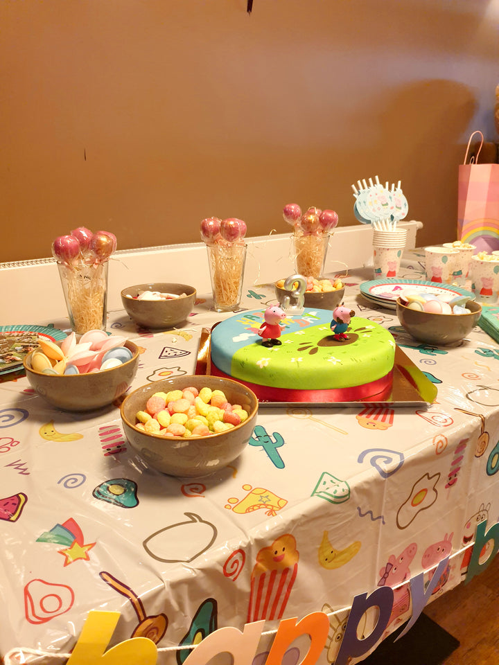 Peppa Pig birthday cake