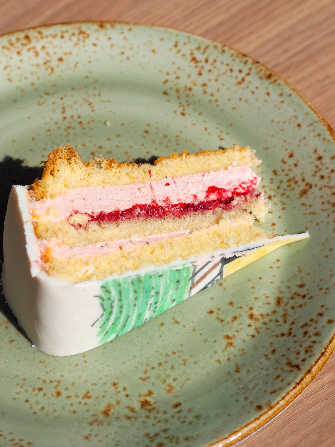Cake with food pens