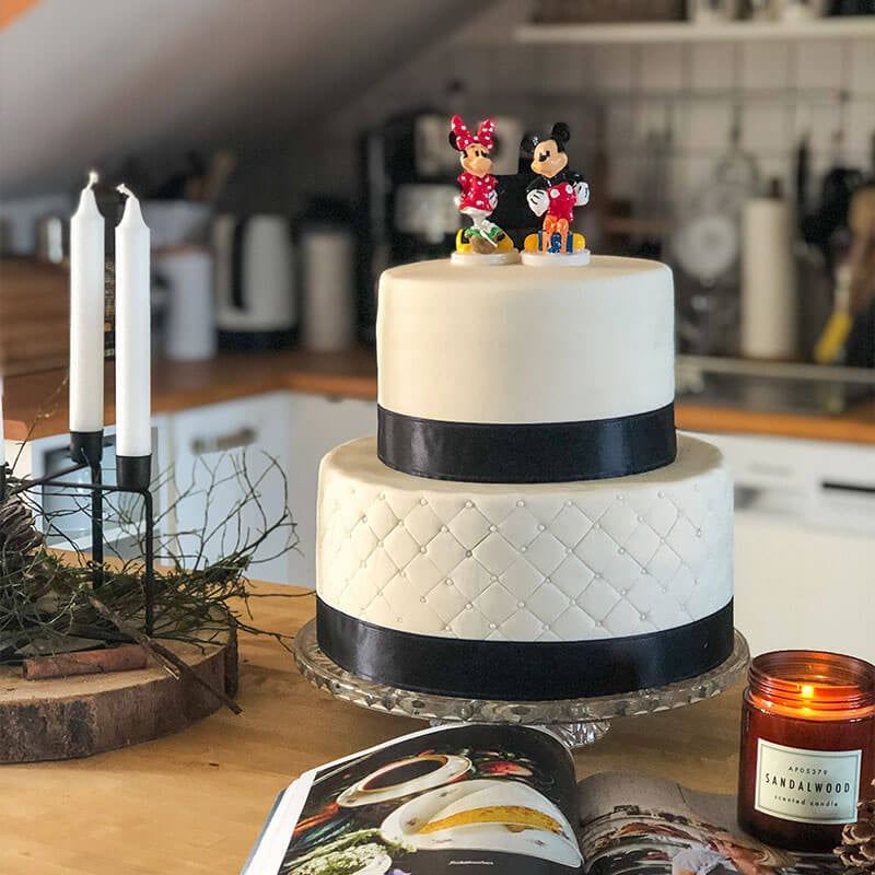 Happy Birthday Deluxe two-tier cake – various colours