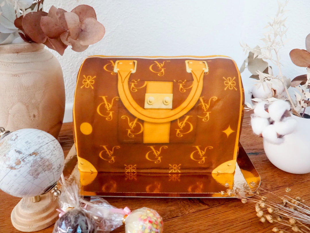 Handbag Cake VG, brown with beige details