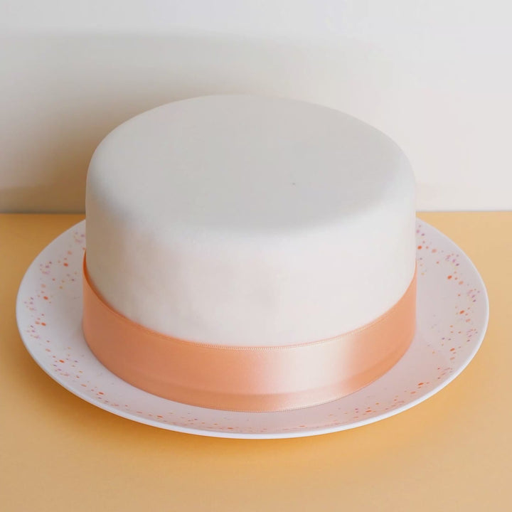 White Deluxe Cake with Cake Ribbon