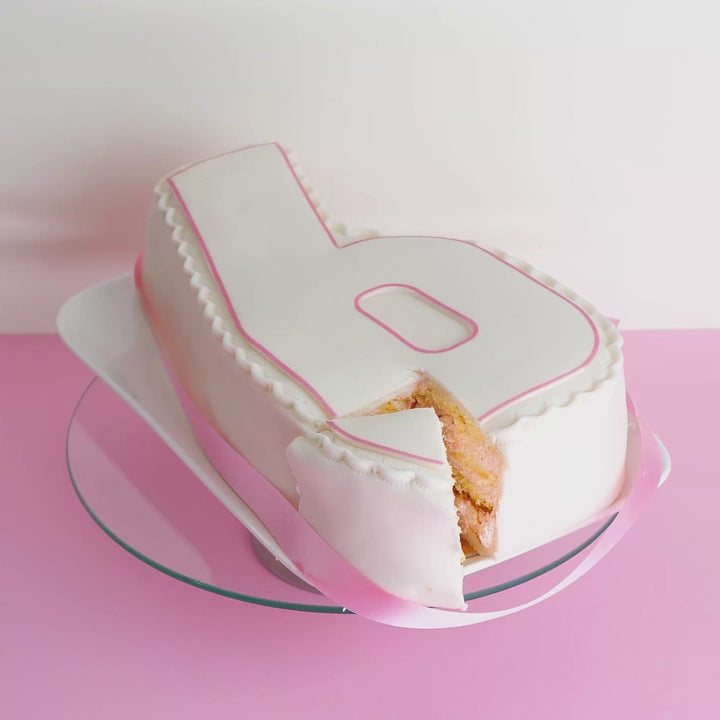 Double-digit cakes, various colours