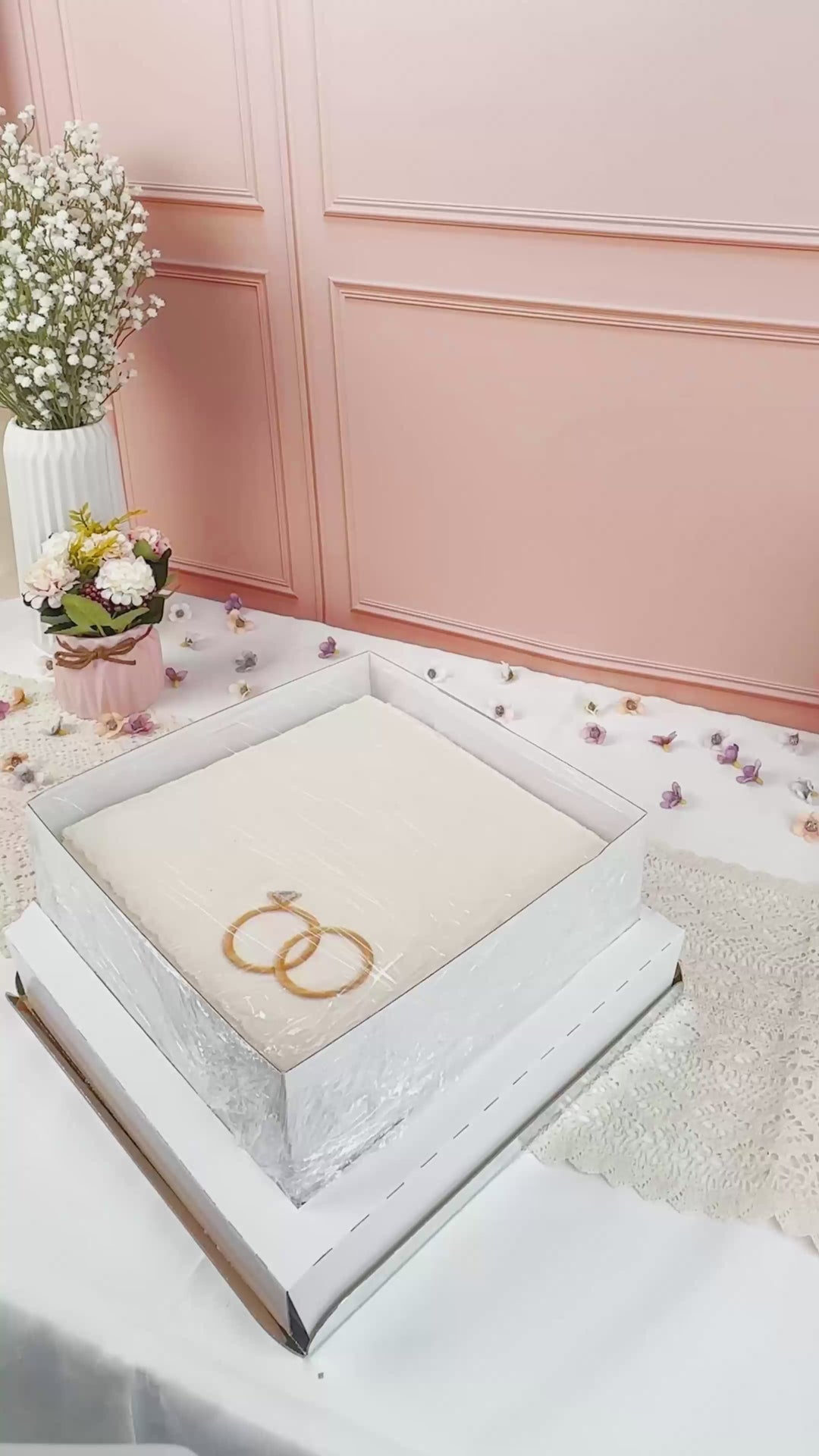 Square Deluxe Wedding Cake