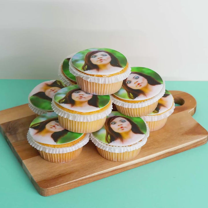 9 photo cupcakes