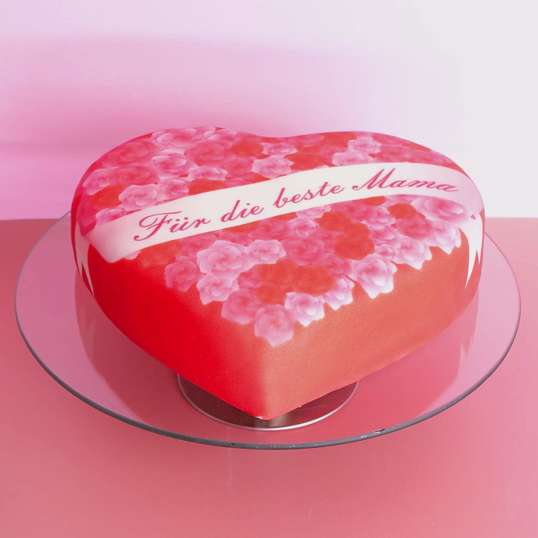 For the best heart-shaped Mum’s cake