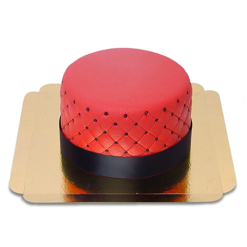 Red Deluxe Cake – double height