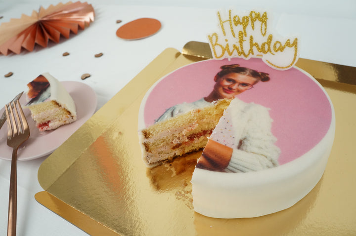 Round photo cake