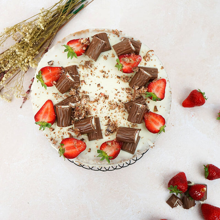 Cake with Yogurette® bars