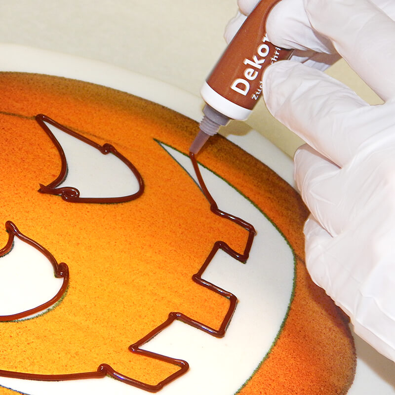 Dr Oetker Halloween Cake