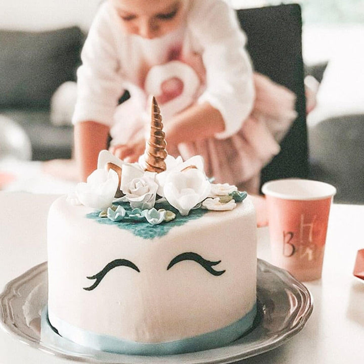 Blue Unicorn Deluxe Cake – double height