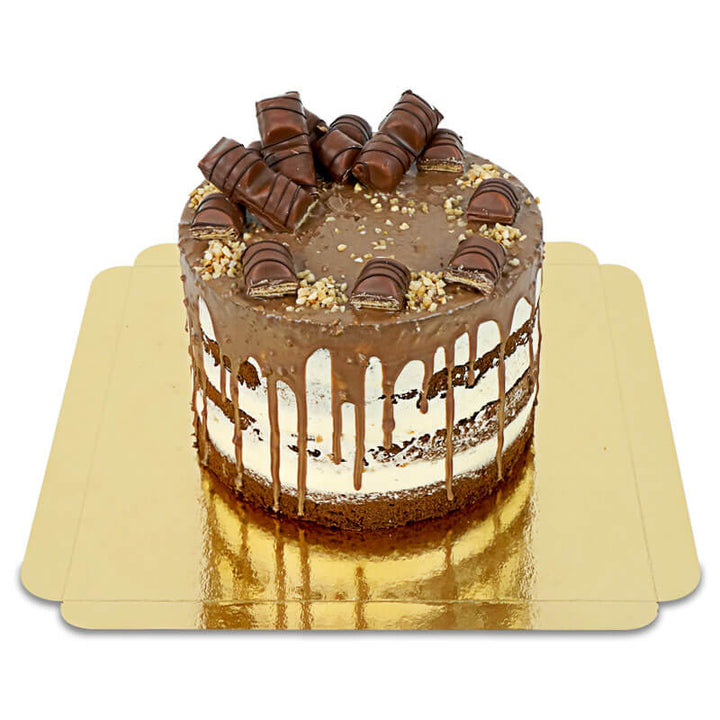 Cake with Kinder Bueno® bars